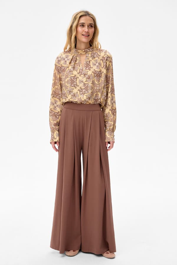 Damebluse Ika 2 Butter 46