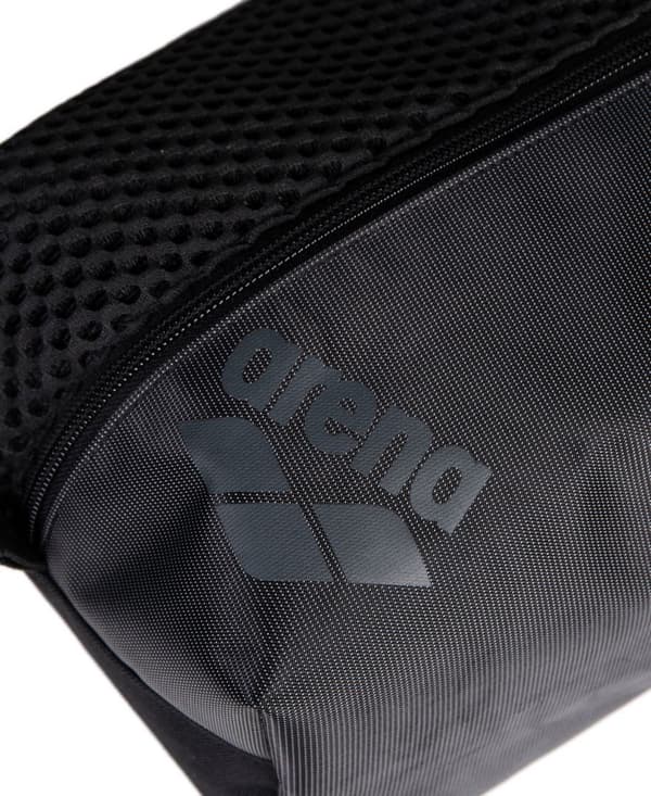 Arena One Go -taskulaukku