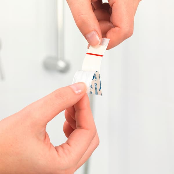 tesa POWERSTRIPS -vedenpitävät itseliimautuvat teipit