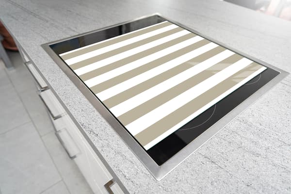 SKÄRBRÄDA I GLAS 52x40 RÄNDER