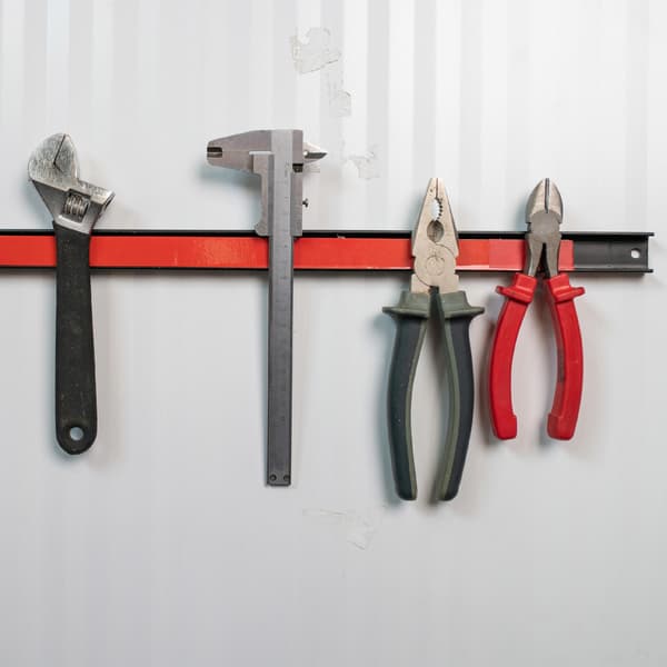 tesa PRO monteringstejp 1,5 m x 19 mm stark