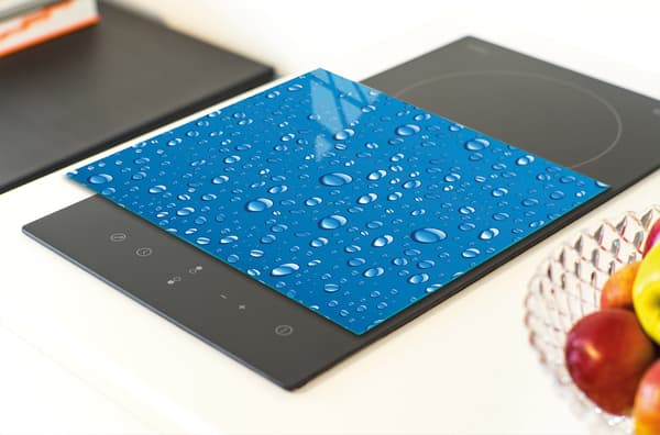 GLAS SKÆREBRÆT 30x22 DROPS