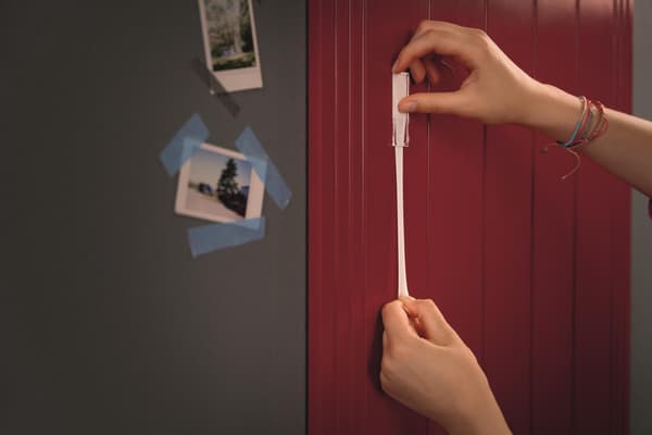 TESA Hook selvklæbende krog stor genanvendelig rektangulær hvid op til 3 kg