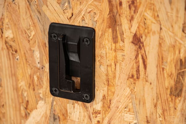 Qbrick ONE Adapterset för lådorrangörer, väggfästen, 4 st.