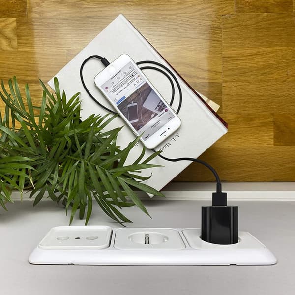 Techly USB 5V 1A Sort Vægoplader