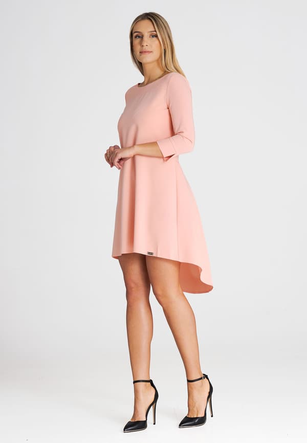 Klänning med asymmetrisk fåll och 3/4-ärmar rosa storlek M