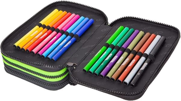COOLPACK-KYNÄKOTELO PELILAITTEILLA