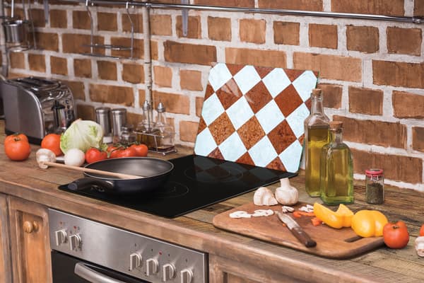 GLAS SKÄRBRÄDA 40x30 MOSAIK