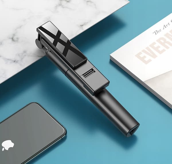 Selfie-stick med Bluetooth-fjärkontroll och LED