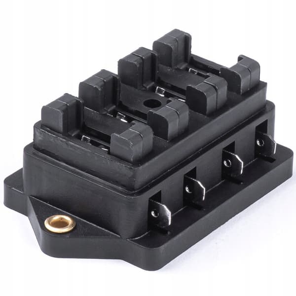 SIKRINGSBOX STIKKONTAKT 4 B UNIVERSAL 30A til sikringer