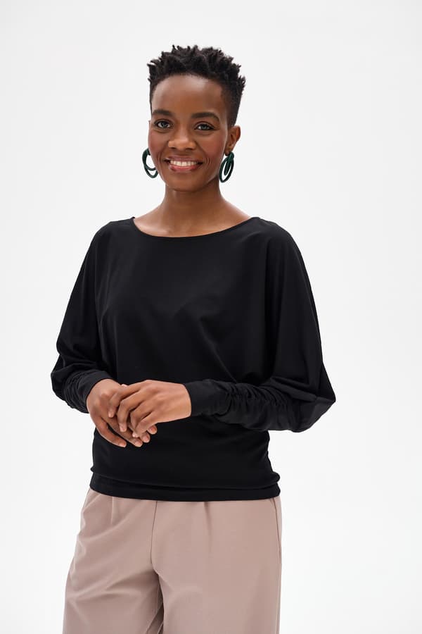 Damebluse Fiola Sort 44/46