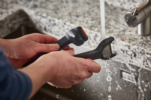 FISKARS FUNCTIONAL FORM Hvidløgspresser - Hakkerpresser