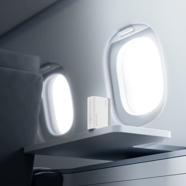 Varavirtalähde 10000mAh USB-A USB-C 30W - harmaa