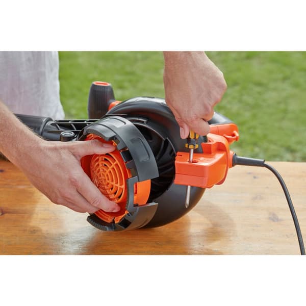 Black Decker blås-/dammsugare 3000W BEBLV301