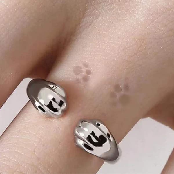 Justerbar silverring för katttassar i 925 silver