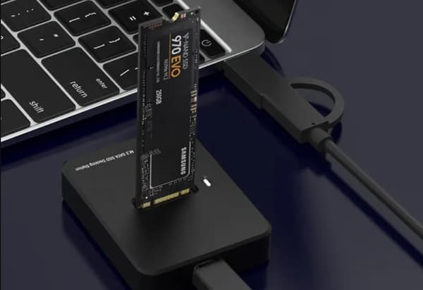 M.2 SATA SSD-adapter dockingstation