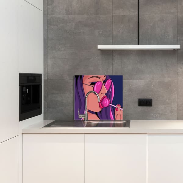 KEITTIÖN LASIPANEELI 65x60 Naisille