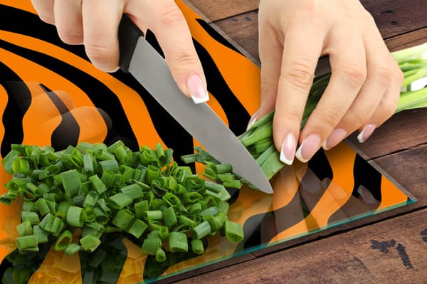 GLASSKYDDSPLÅT FÖR SPIS 50x52 TIGER