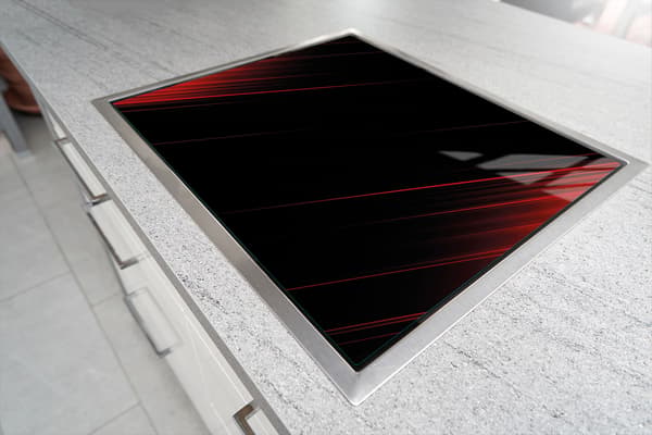 SKÄRBRÄDA I GLAS 52x30 SVART