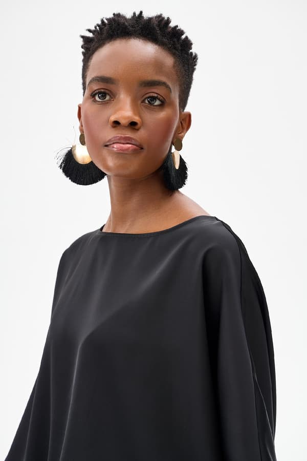 Damebluse i kongelig sort, 36/38