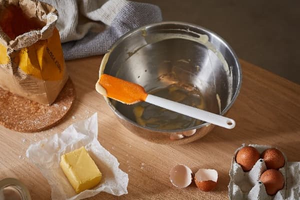 FISKARS FUNCTIONAL FORM Silikone spatel til kagecreme dejspatel