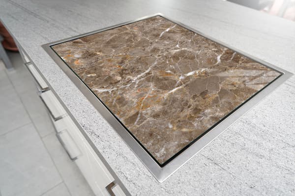 SKÄRBRÄDA I GLAS 52x30 MARMOR