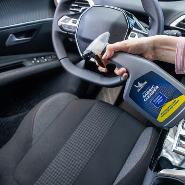 Rengøringsvæske til bilpolstring 650ml tæpper og sæder Michelin