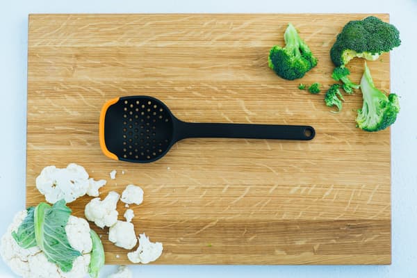 FISKARS FUNCTIONAL FORM Hulske til at afdryppe dumplings