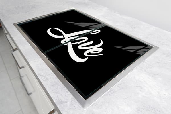 GLASBESKYTTELSESPLADE TIL KOMFUR 85x52 SORT