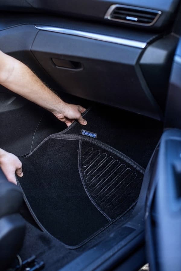 MICHELIN Tekstil Måtter 4 Stykker Sæt Sorte Æstetiske og Komfortable