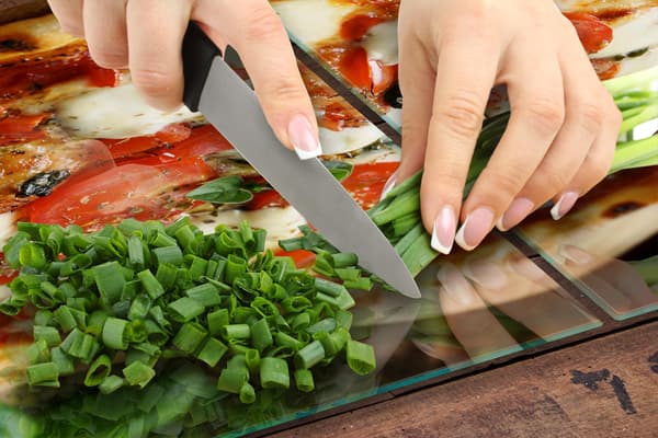 GLASSKYDDSPLATTA FÖR SPIS 70x52 PIZZA