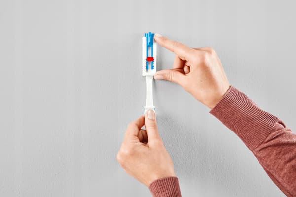 TESA Självhäftande bildspik 2 kg x 3 förpackningar