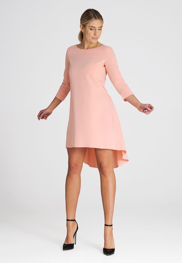 Klänning med asymmetrisk fåll och 3/4-ärmar rosa storlek L