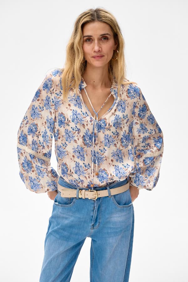 Vivi Lyseblå Damebluse 34