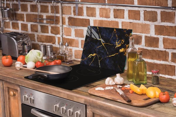 SKÄRBRÄDA I GLAS 30x22 MARMOR