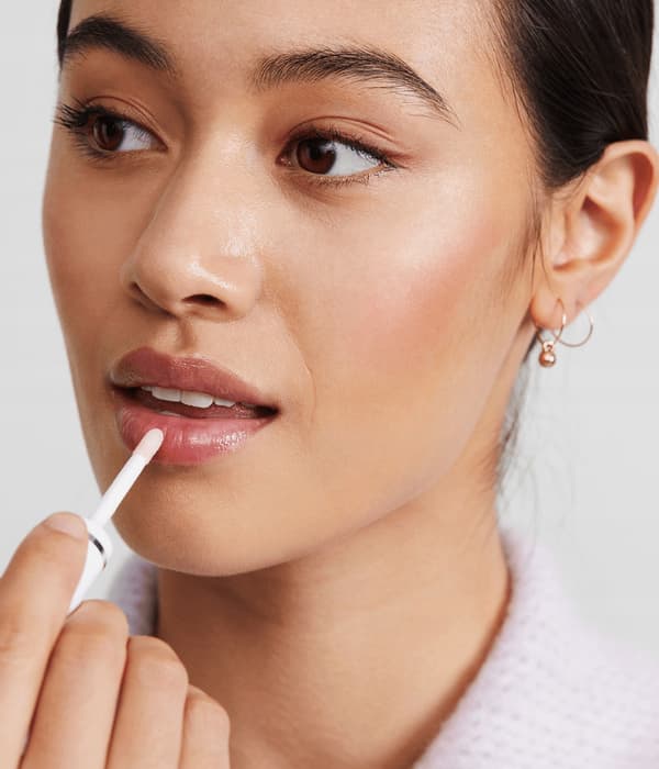 Nivea Caring Lip Oil Clear Glow 5,5 ml