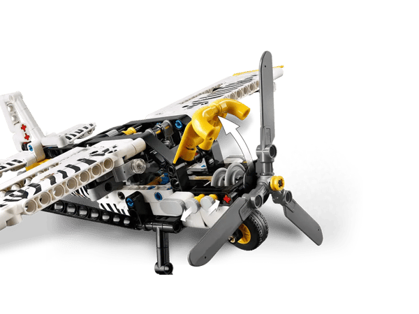 LEGO Technic 42198 Lastflygplan 8+ (333 delar)