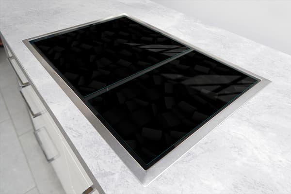 GLASBESKYTTELSESPLADE TIL KOMFUR 75x52 SORT