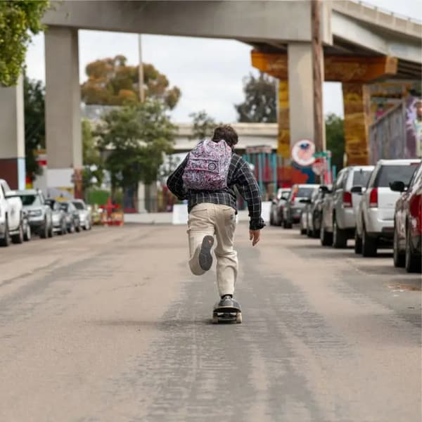 Dakine 365 Reppu 21L | Musta