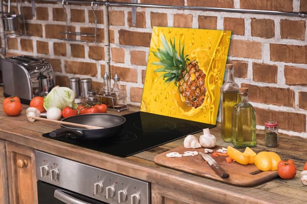 SKÄRBRÄDA I GLAS 52x40 ANANAS