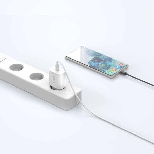 Væglader NC20W USB-C 20W - hvid