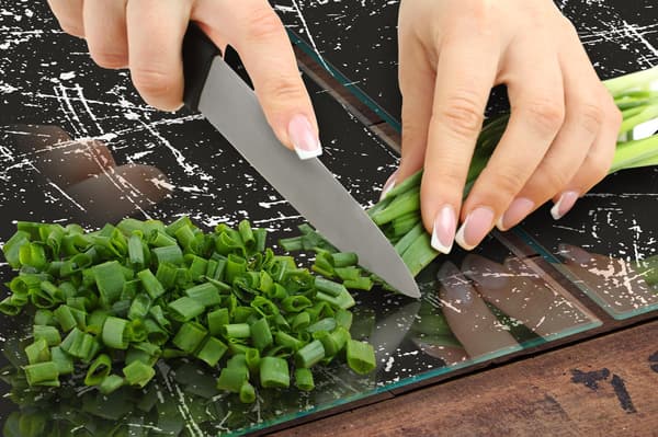 GLASSKYDDSPLATTA FÖR KÖK 65x52 GRÅ