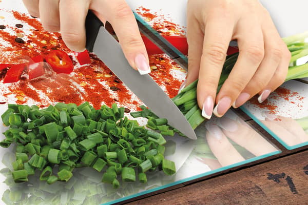 GLASSKYDDSPLÅT 75x52 CHILI