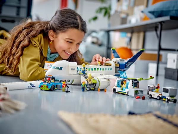 LEGO City 60367 - Passagerfly