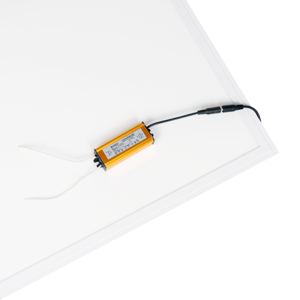 TG56120 LED-PANEELI 38 WATTIA