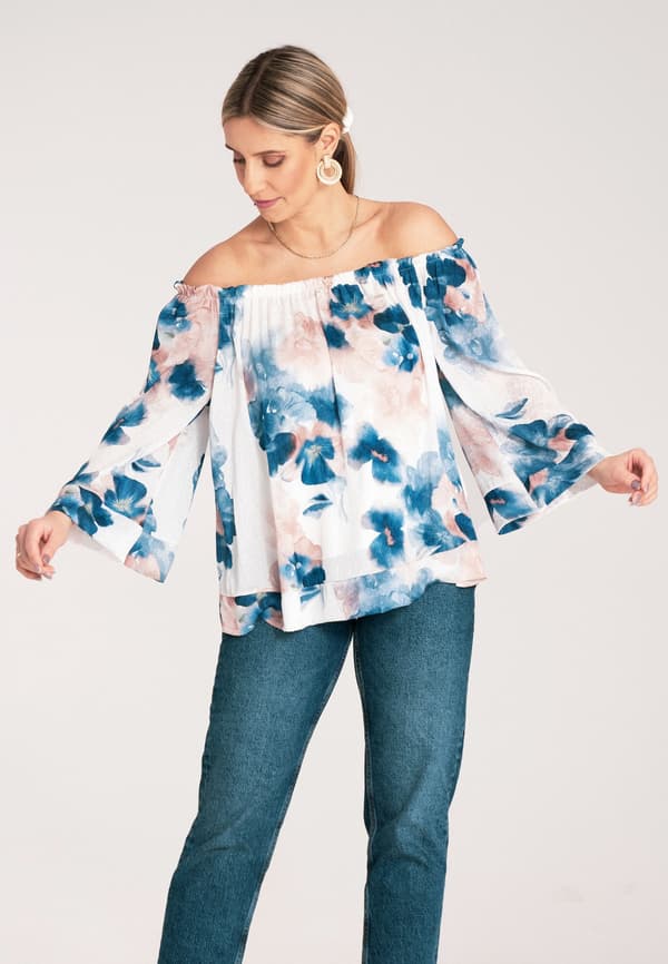 Blomstret bluse med pufærmer - blå størrelse S/M