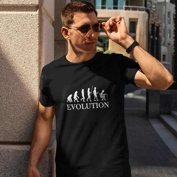 T-SHIRT evolution IT-gåva storlek xs