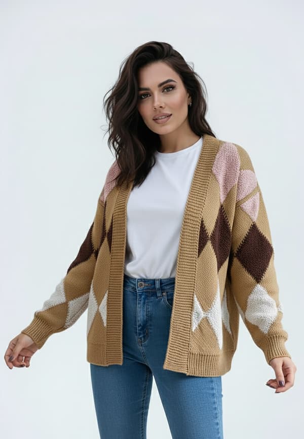 Diamantmönstrad kofta utan knäppning beige strl M