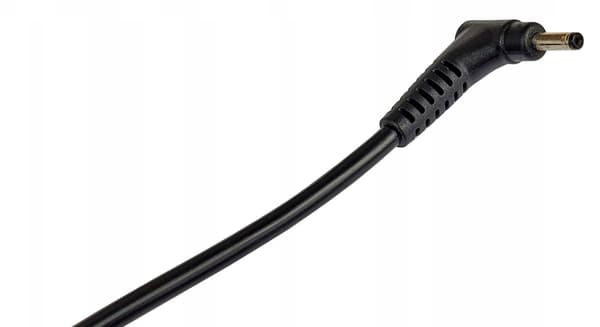 SAMSUNG strømadapterkabel til bærbar computer med 3,0x1,1 mm stik
