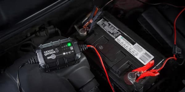 GENIUS5EU 5A batteriladdare